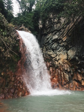 Pulangbato Falls, Valencia